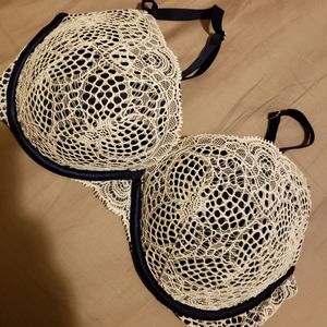 Victoria's Secret bra